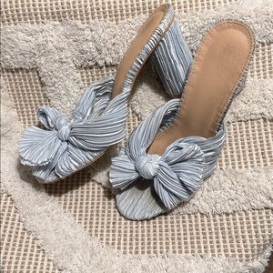 Elegant Blue Bow Slip-On Heels